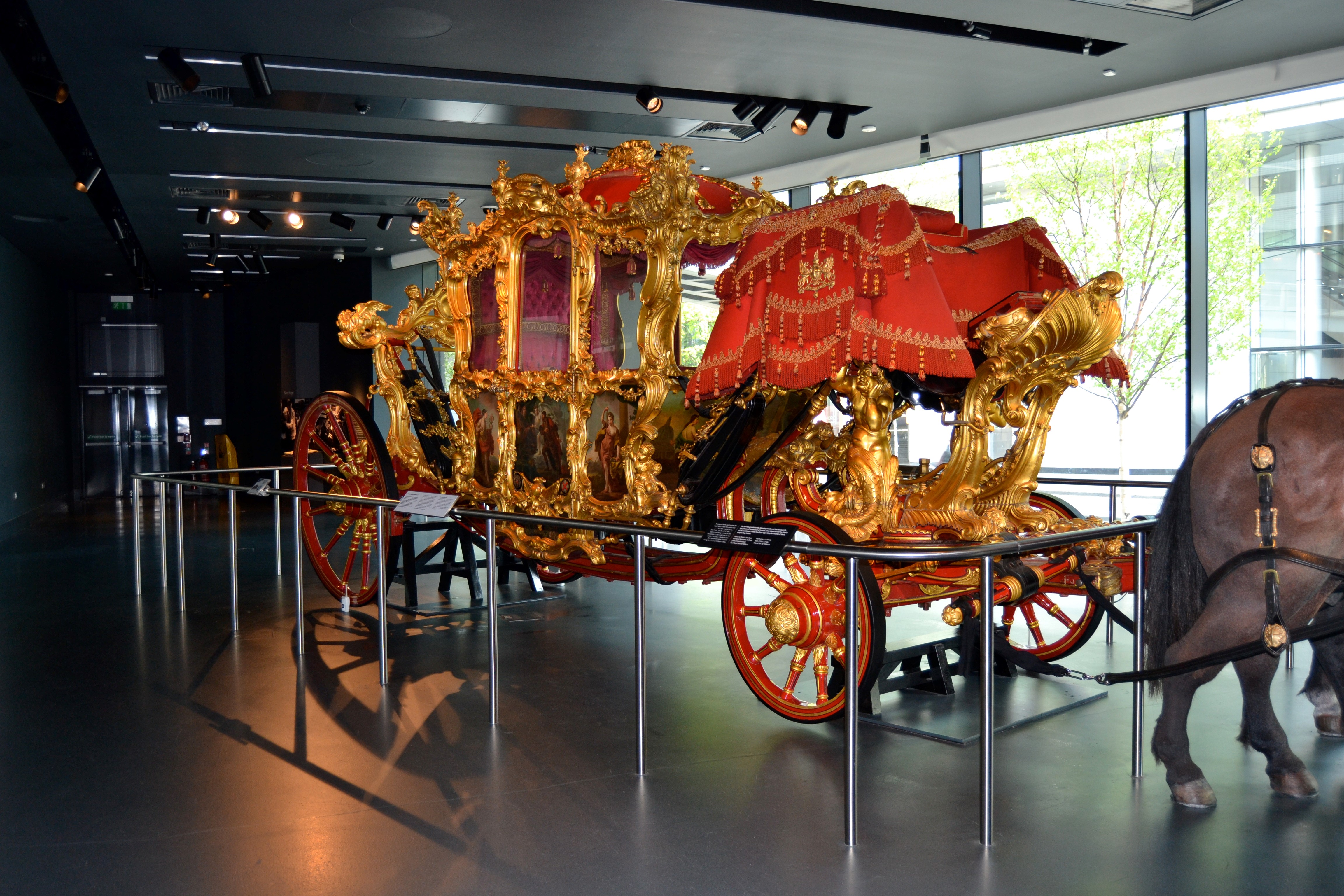 Lord Mayor's State Coach – den to tonn tunge vognen fra 1757 – gir en ny dimensjon til uttrykket “bling”. Foto: Turid Lismoen. 