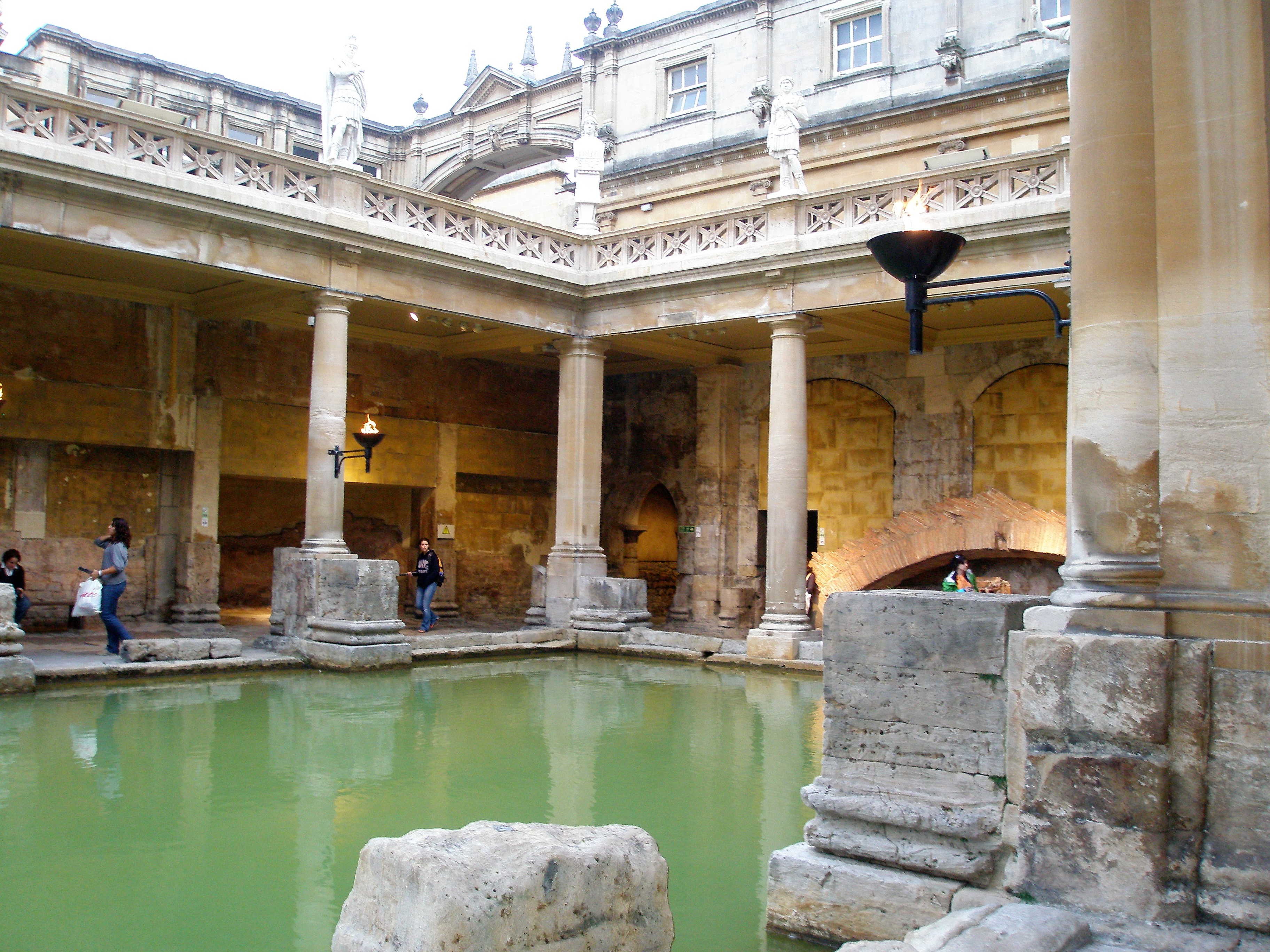 Baths unike arkitektoniske skatter har plassert hele byen på UNESCOs verdensarvliste. Foto: Turid Lismoen